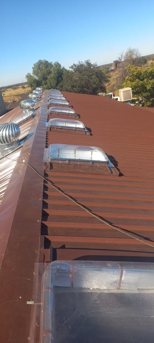 Workshop roof sheeting and Sungrazers installation