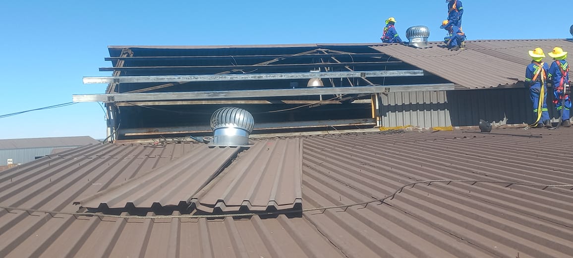 Completed workshop roof sheeting project